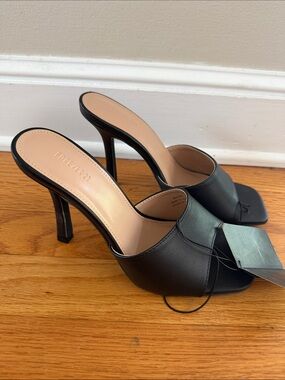 NWT Forever 21 Black Open-Toe  Heels